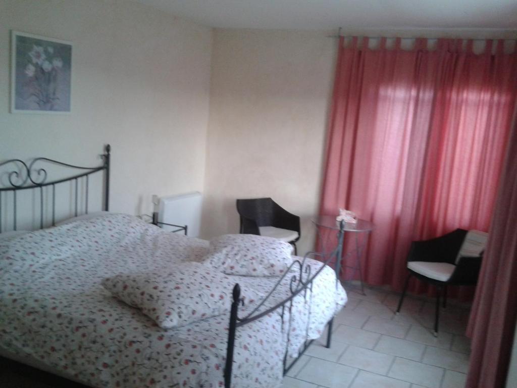 Chambres D'Hotes La Prairie Belley Room photo