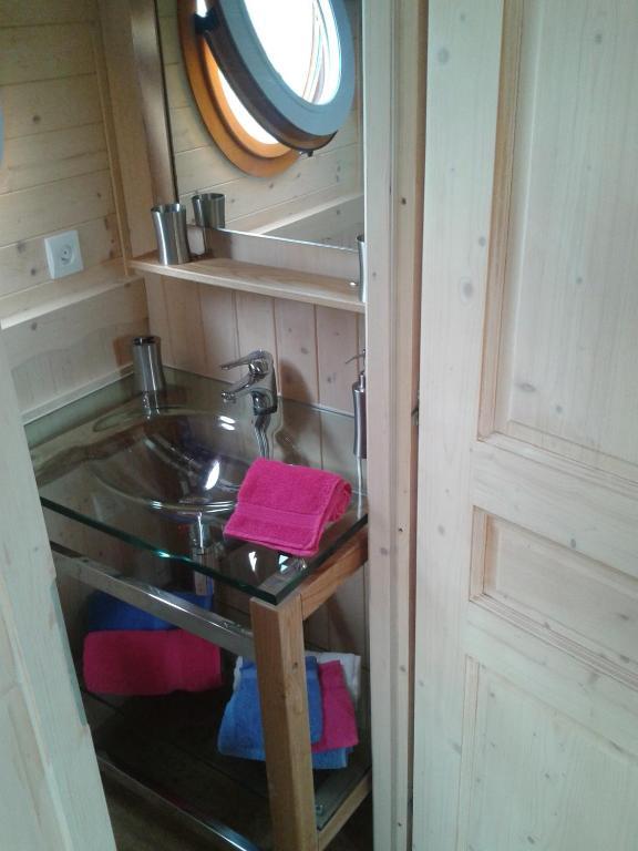 Chambres D'Hotes La Prairie Belley Room photo